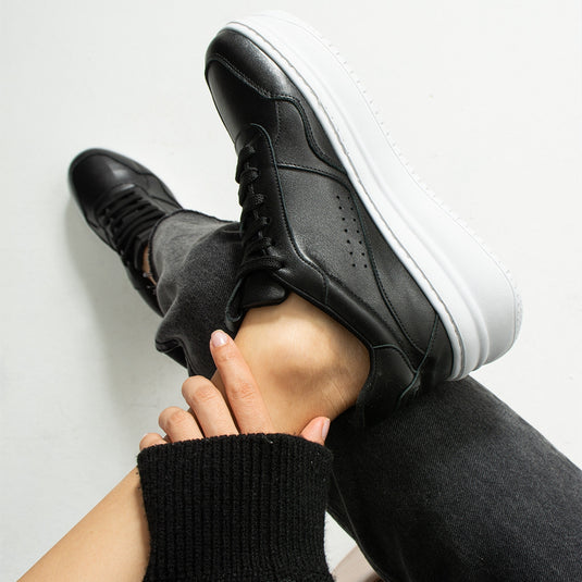 Walviss Bilma Kadin Hakiki Deri Bagcikli Siyah Beyaz Sneaker